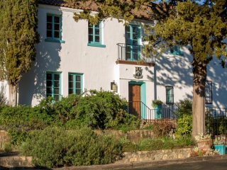 2020 image of Bartholomew Estate winery building