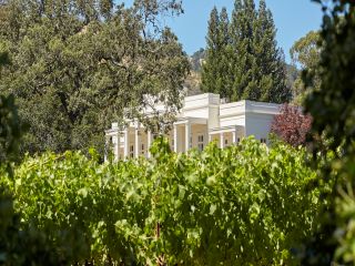 Bartholomew Estate Vineyards and Replica Villa